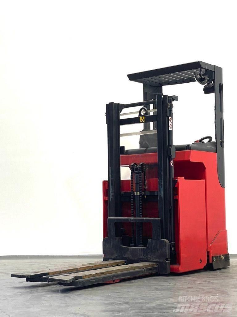 Linde L12R-379 Platvormiga virnastajad