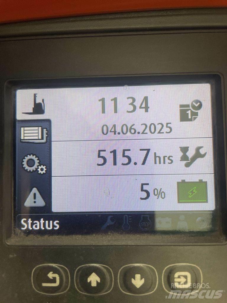 Linde L14-1173 Järelkäidavad virnastajad