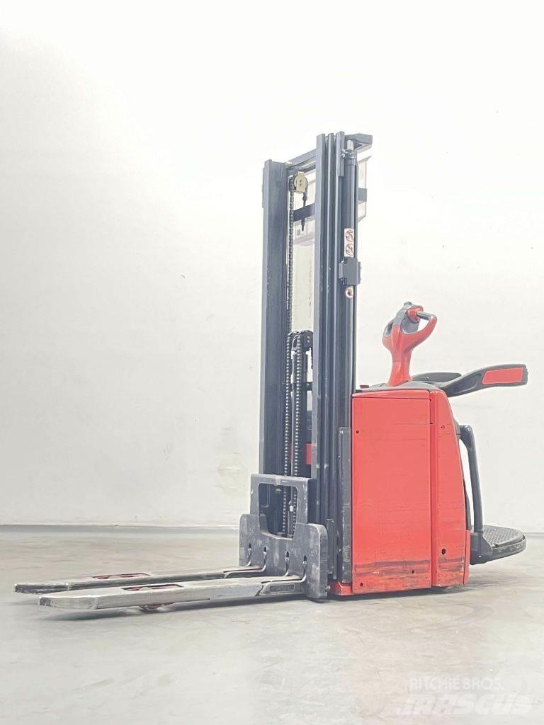 Linde L14AP-1173 Järelkäidavad virnastajad