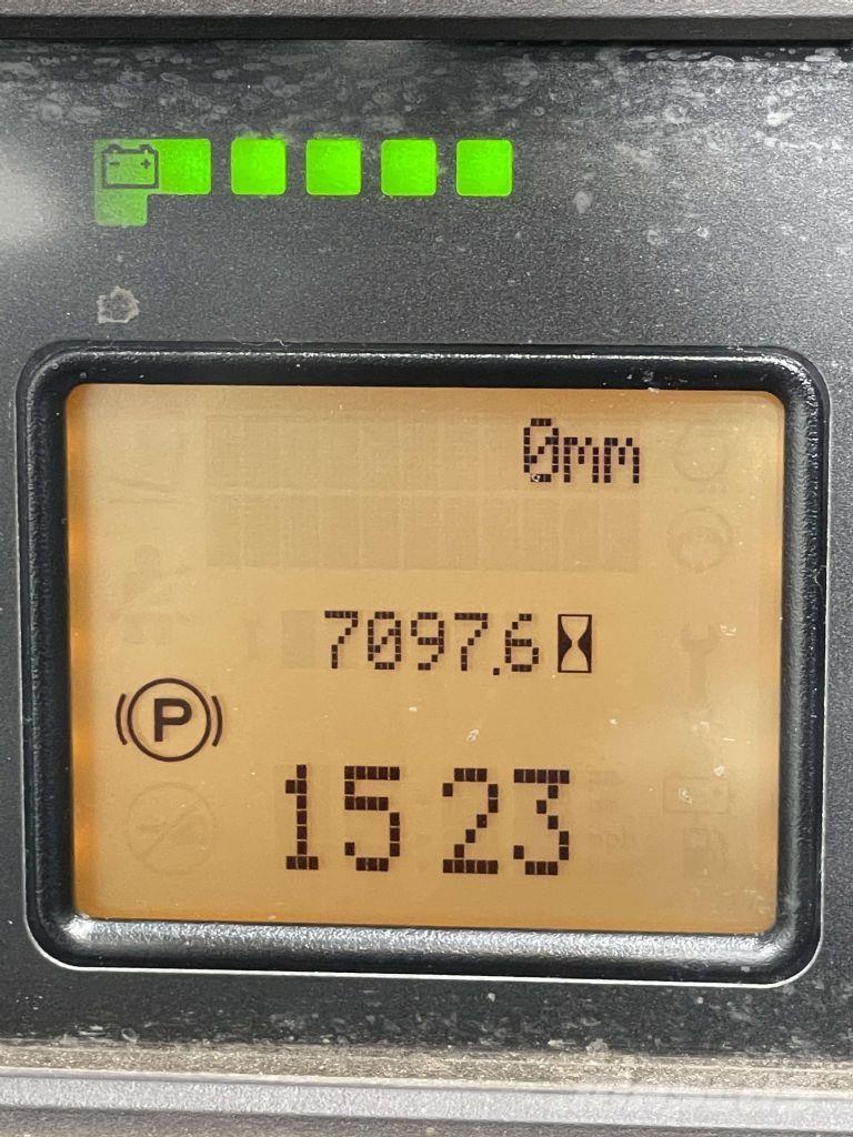 Linde R16-1120 Lükandmastiga tõstukid
