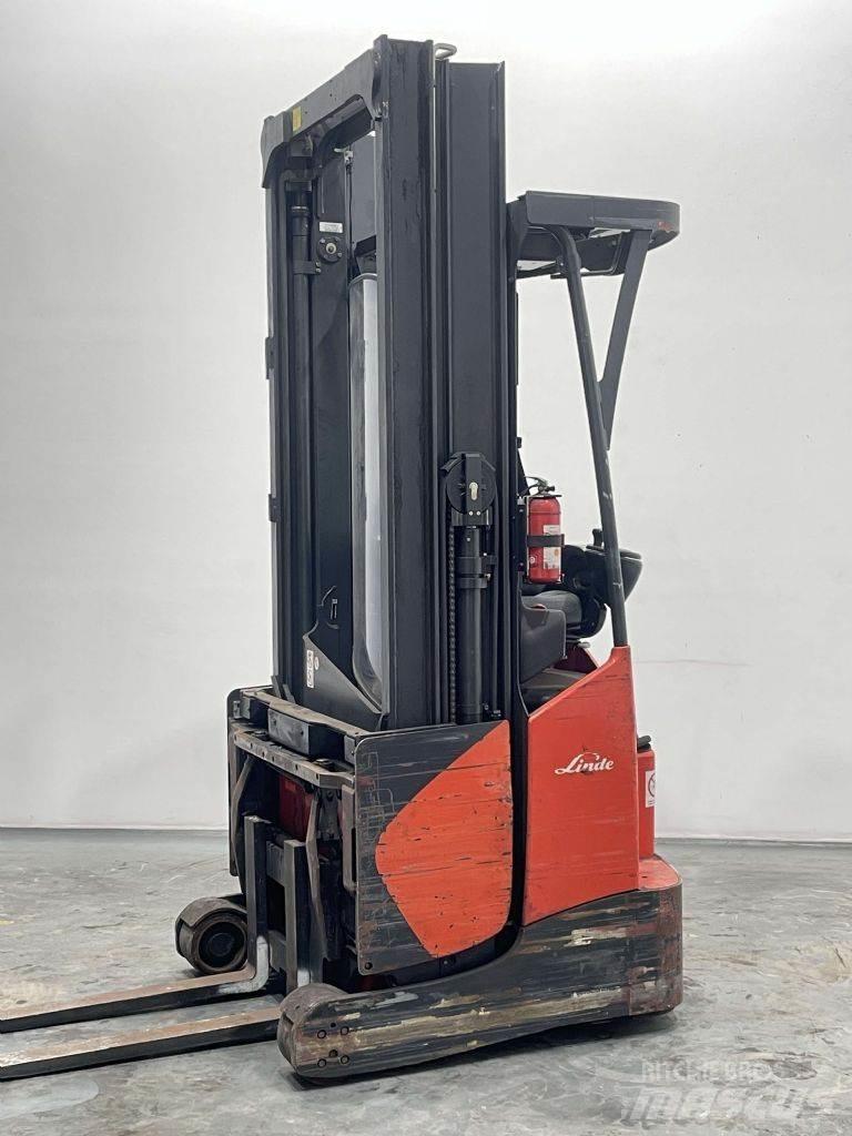 Linde R16X-03-116 Lükandmastiga tõstukid