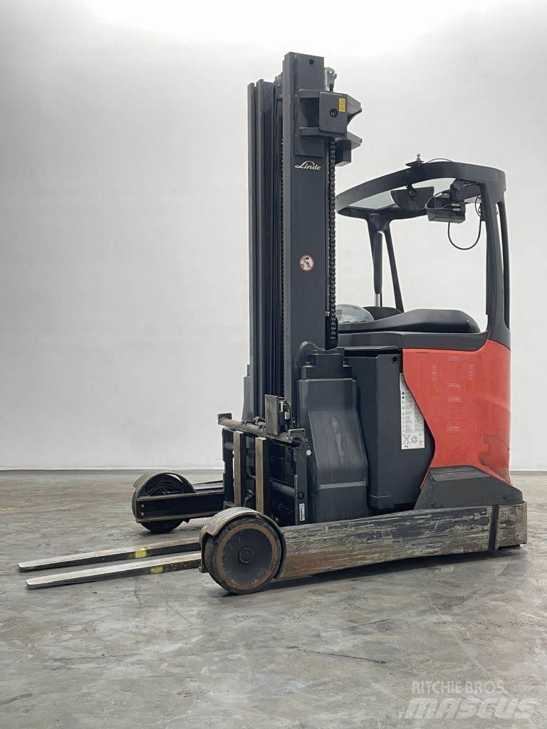 Linde R20-01-1120 Lükandmastiga tõstukid
