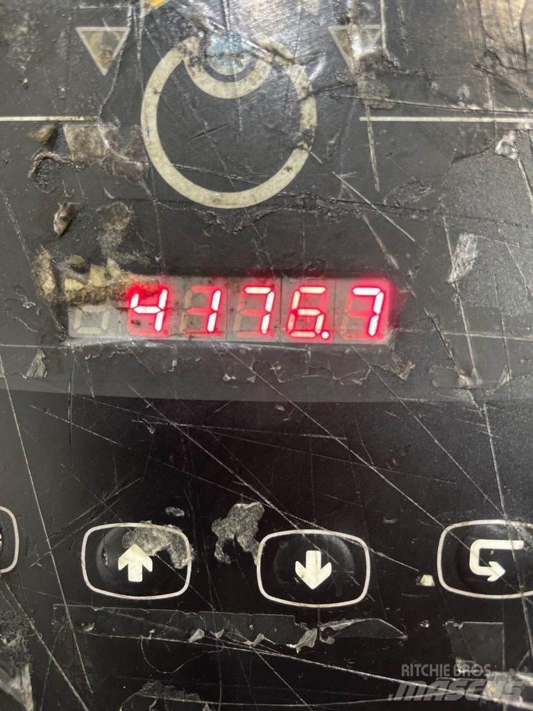 Linde V10-5212 Madalkomplekteerimistõstuk