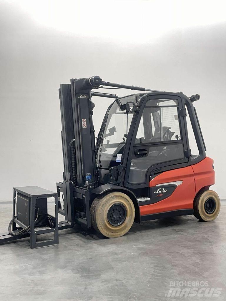Linde X30-1252-Li-Ion Elektritõstukid