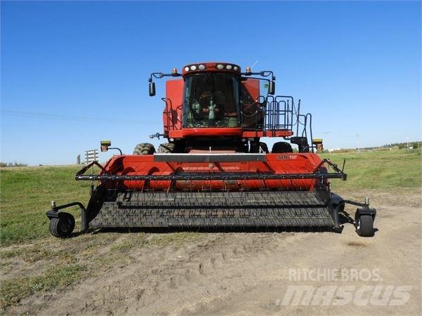 Case IH 8230 Teraviljakombainid