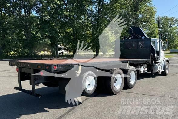 Hiab 300-6 Metsatõstukid