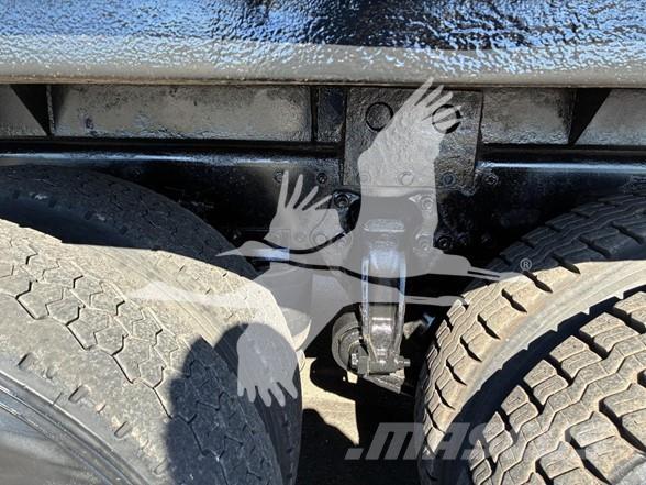 Hiab 300-6 Metsatõstukid