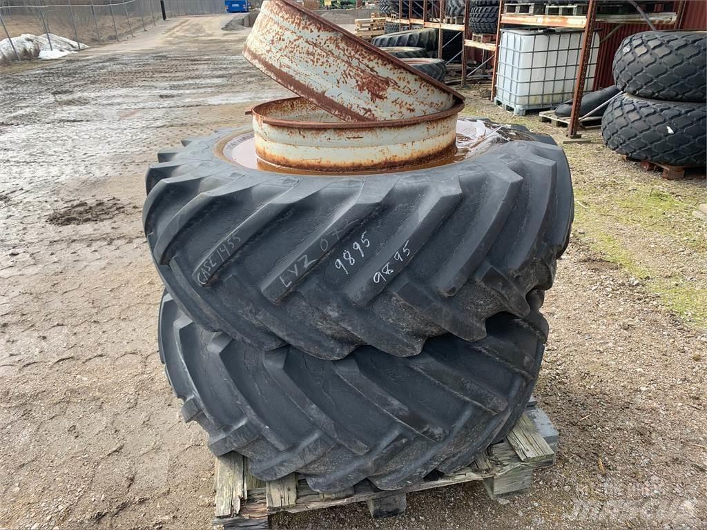 18.4x26 Dubbelmontage Rehvid, rattad ja veljed