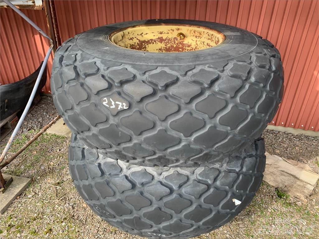  23.1x26 Gräsdäck Rehvid, rattad ja veljed