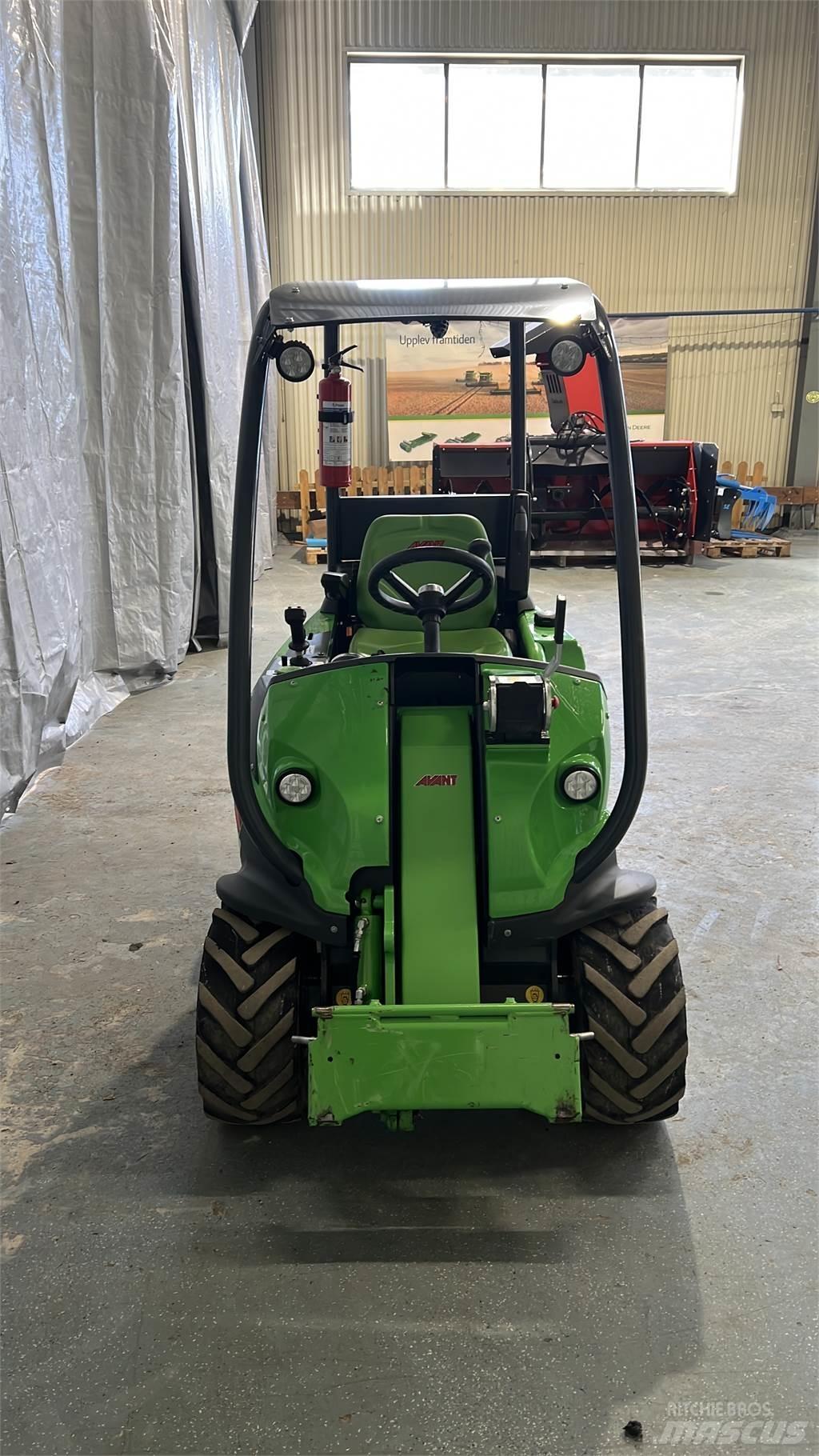 Avant 225 Kompaktlaadurid