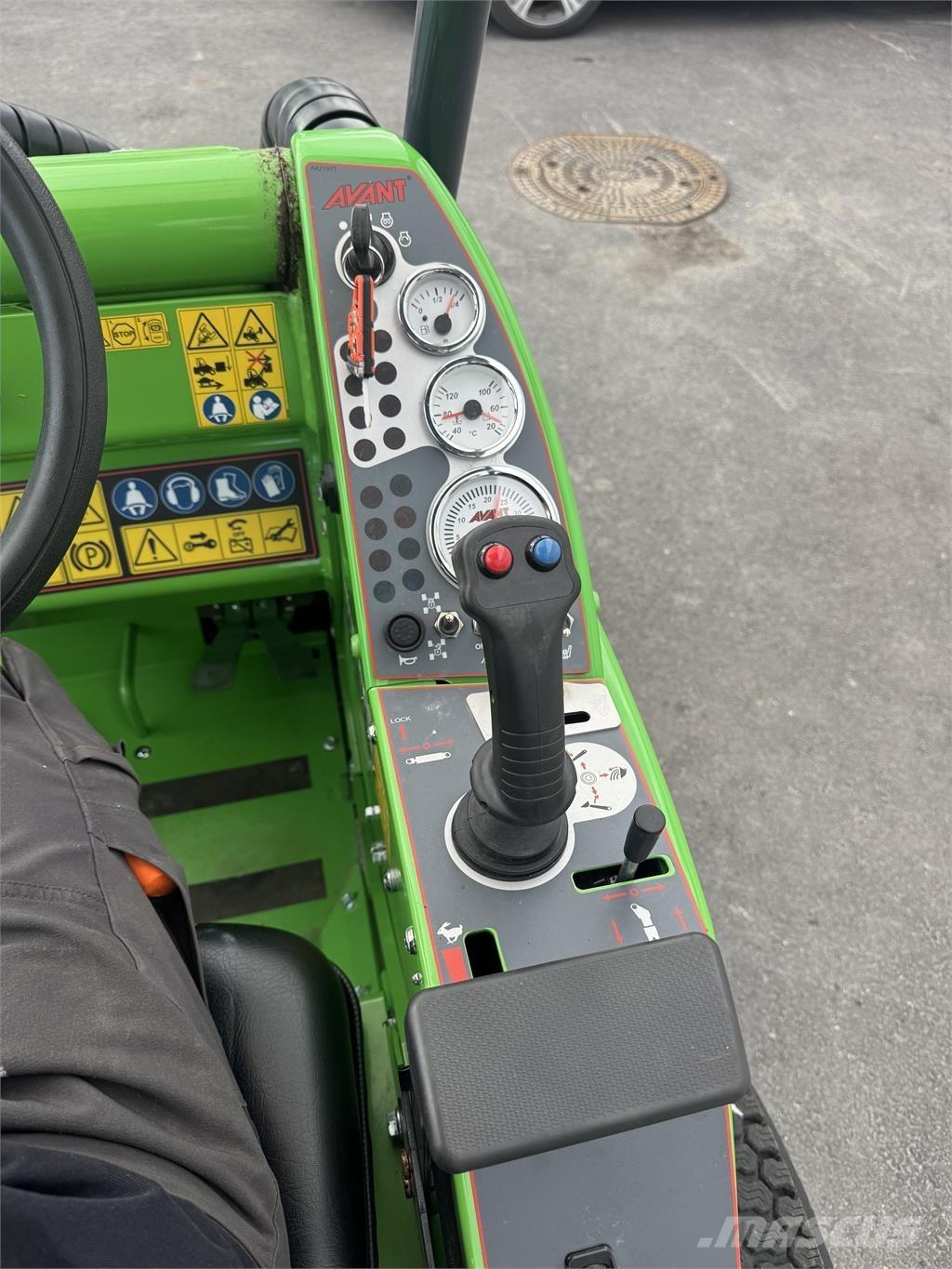 Avant 528 Endast 70h Kompaktlaadurid