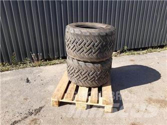 BKT Däck 31x15,5-15 Rehvid, rattad ja veljed