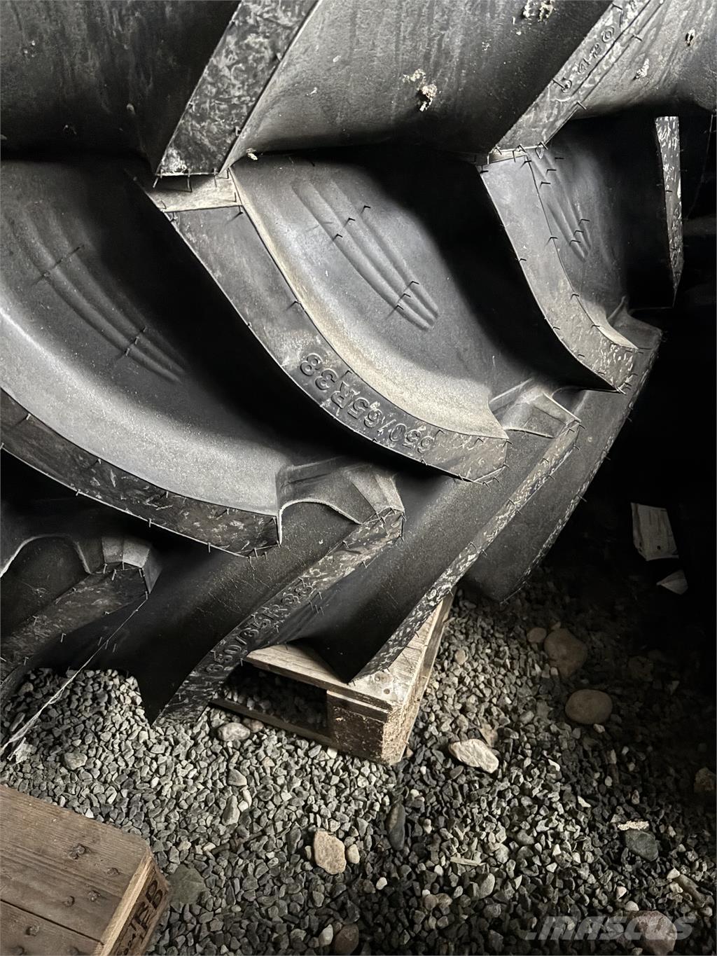 BKT Däck 650/65R38 1st Rehvid, rattad ja veljed