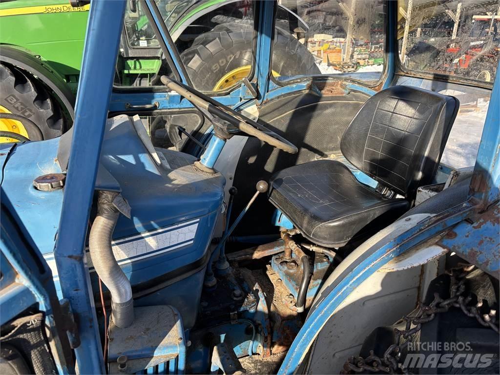 Ford 5000 med lastare Traktorid