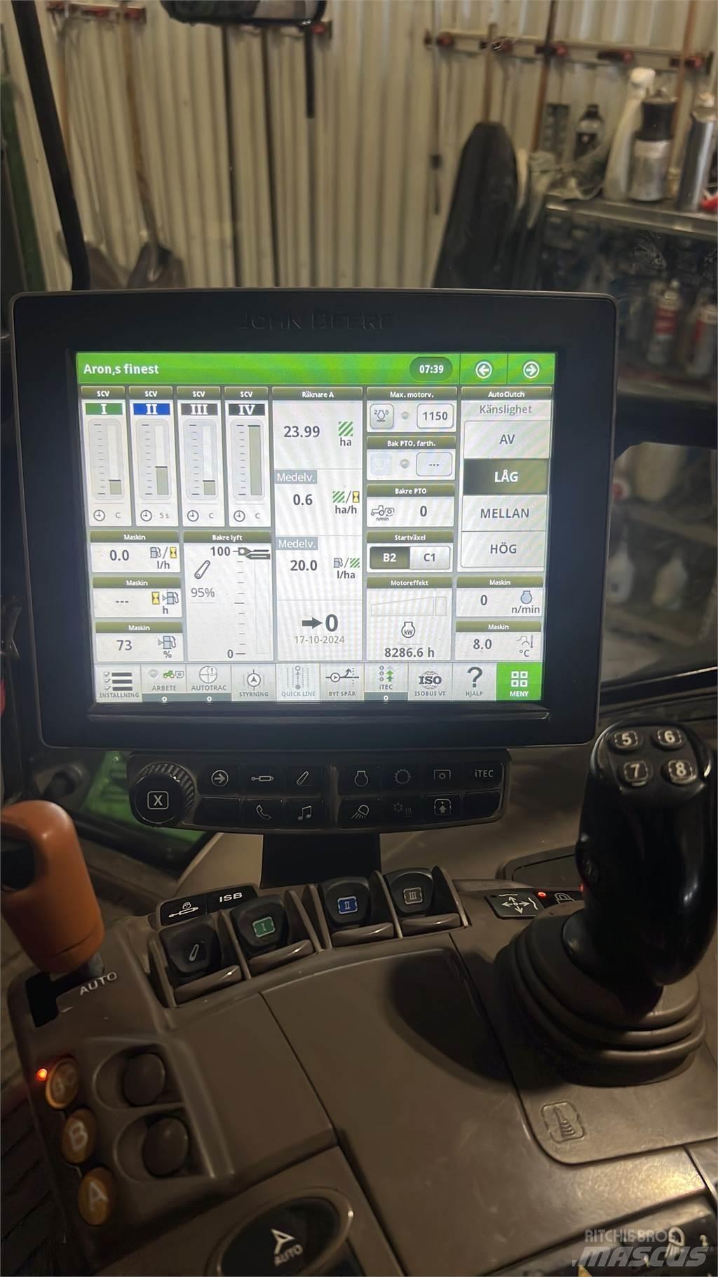 John Deere 6215R Traktorid