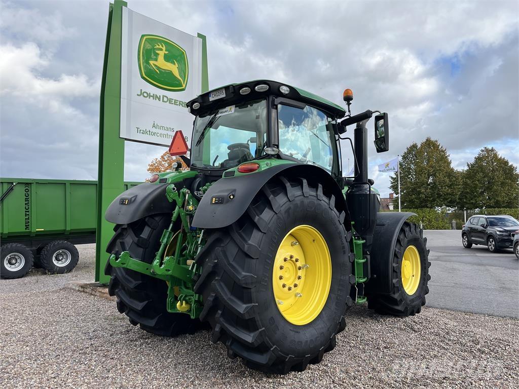 John Deere 6215R Traktorid