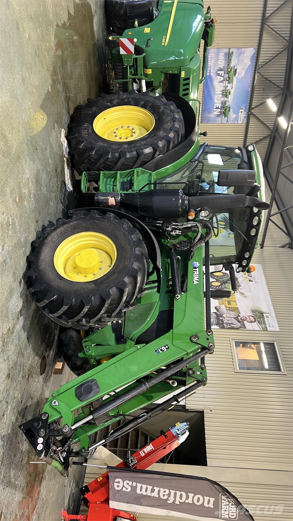John Deere 6215R Traktorid