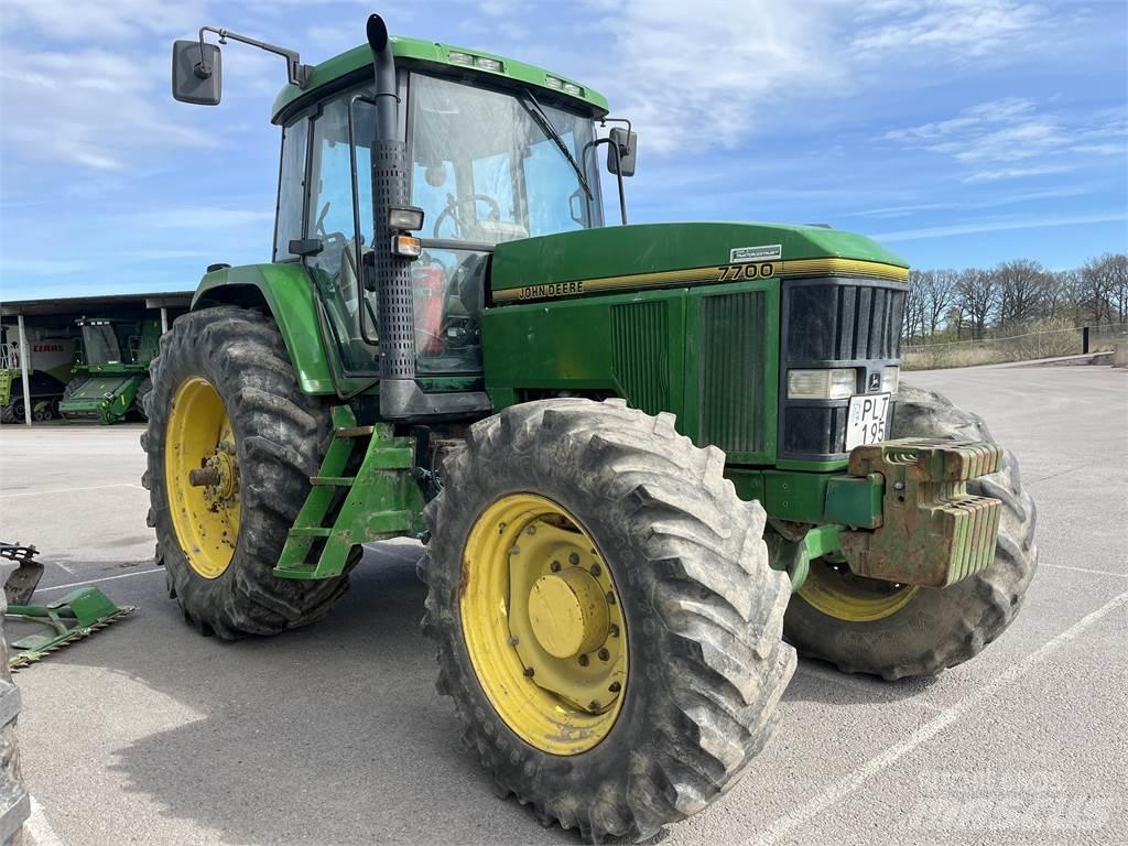 John Deere 7700 Traktorid