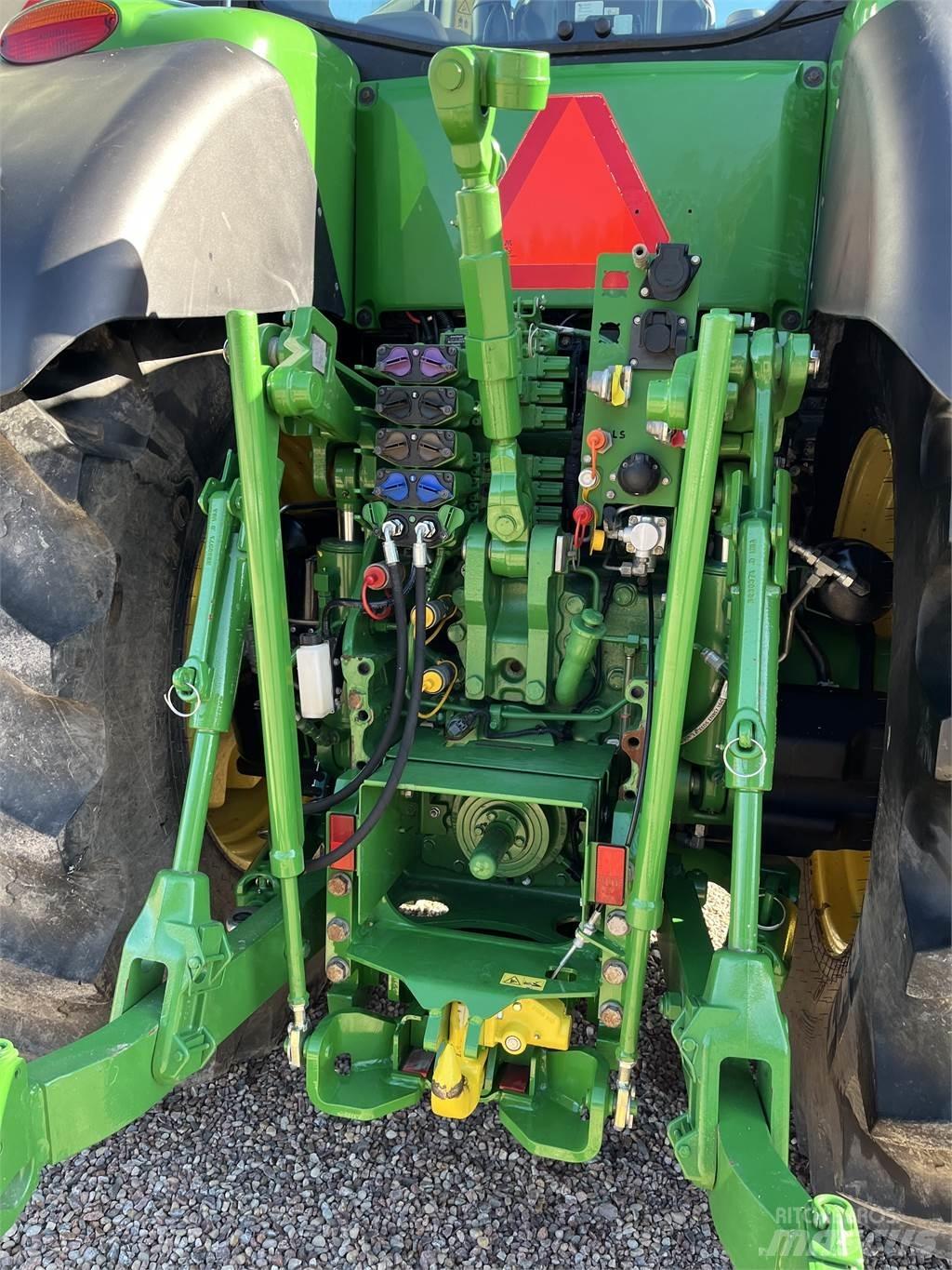 John Deere 8370R Traktorid
