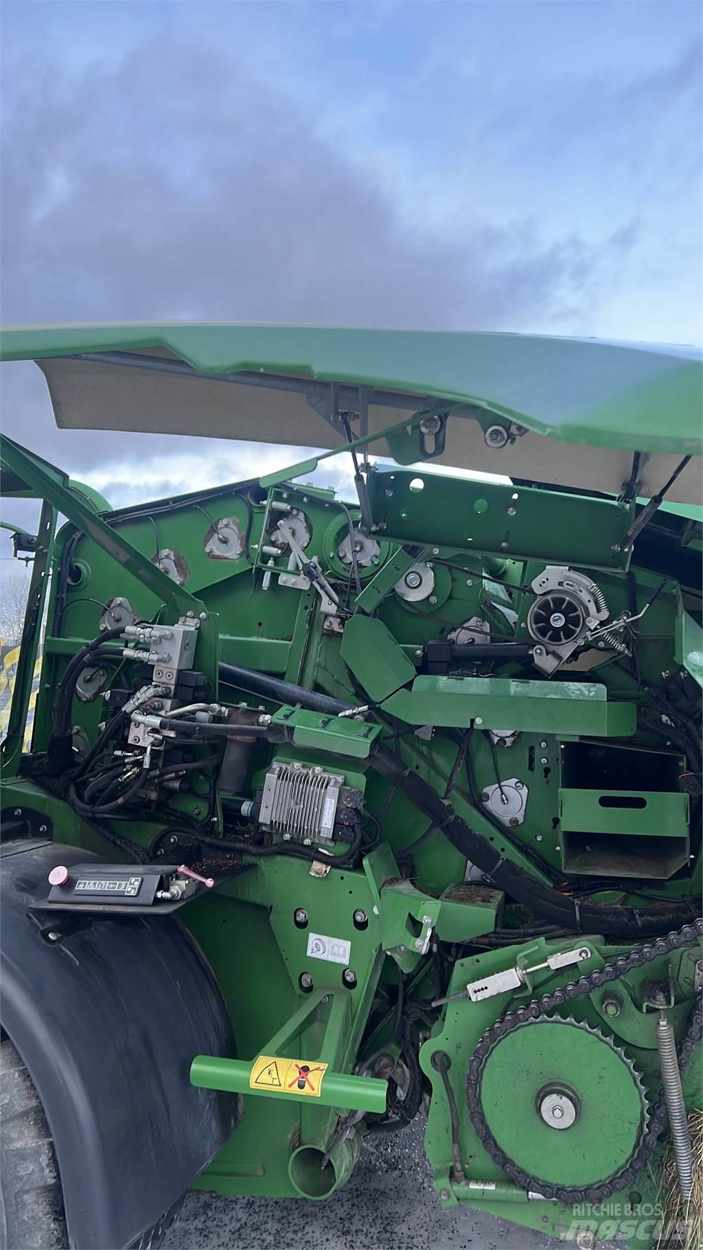 John Deere C441R Singel Muu silokoristustehnika