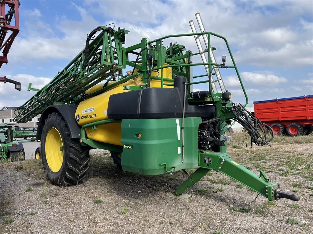 John Deere M952 Haagispritsid