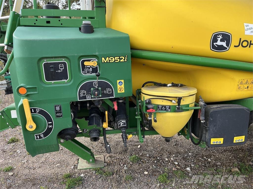 John Deere M952 Haagispritsid