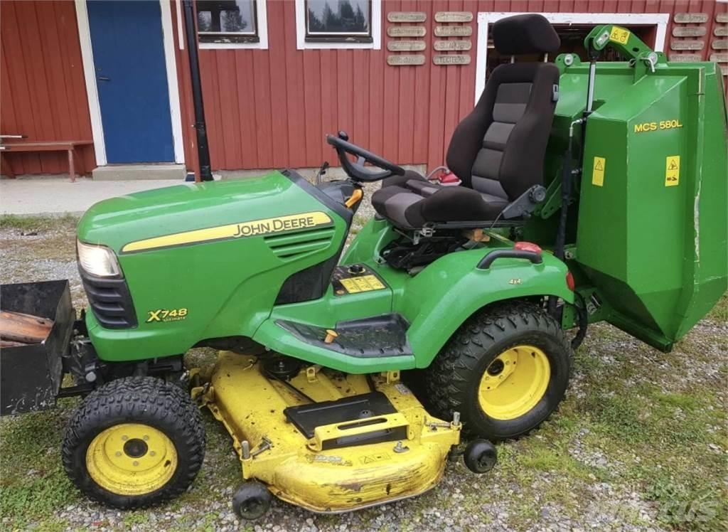 John Deere x748 Murutraktorid