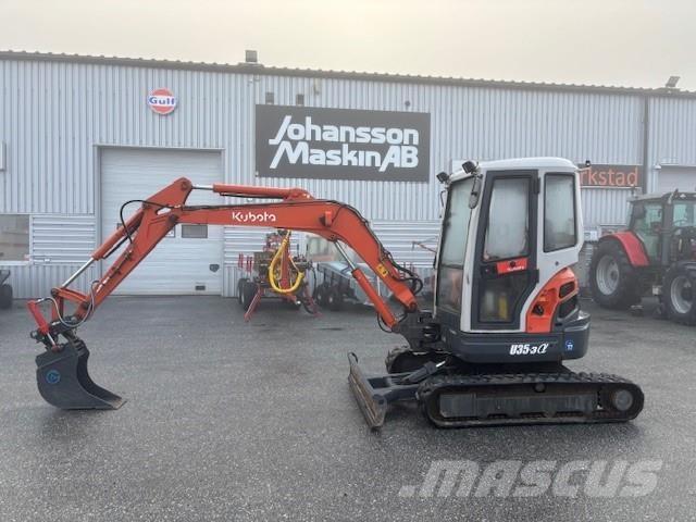 Kubota U35-3 a Roomikekskavaatorid