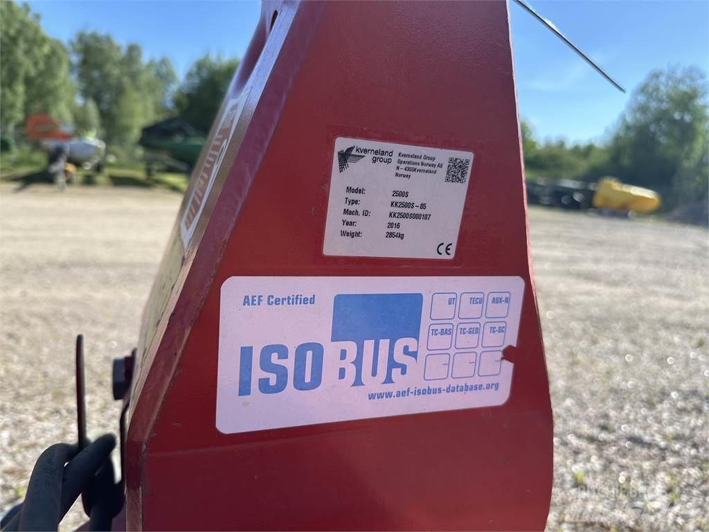 Kverneland 2500S-6 Pöördadrad