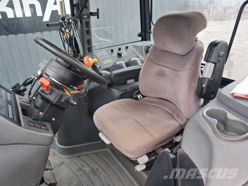 New Holland TM 190 Traktorid