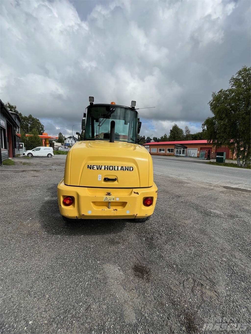 New Holland W70C Rataslaadurid