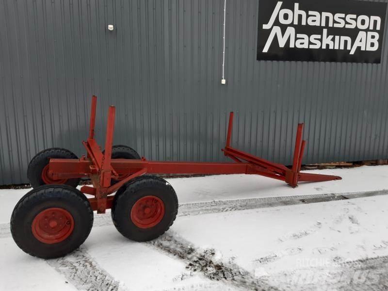  SKOGSVAGN BOGGI Metsaveohaagised