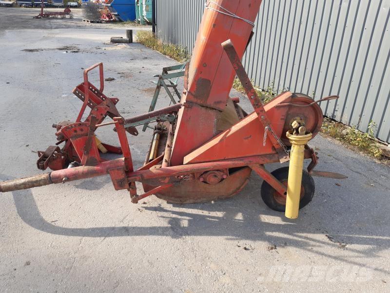  SLAGSLÅTTER TRASIG Karjamaade niidukid / pealselõikurid