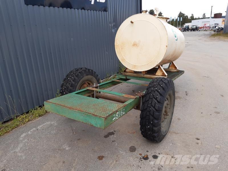  VAGN 1-AXLAD MED TANK Üldotstarbelised haagised