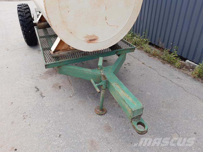  VAGN 1-AXLAD MED TANK Üldotstarbelised haagised