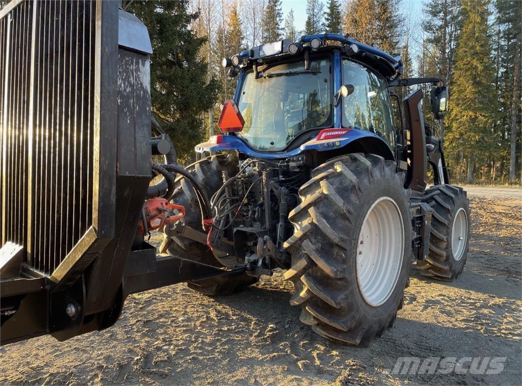 Valtra N134 Traktorid