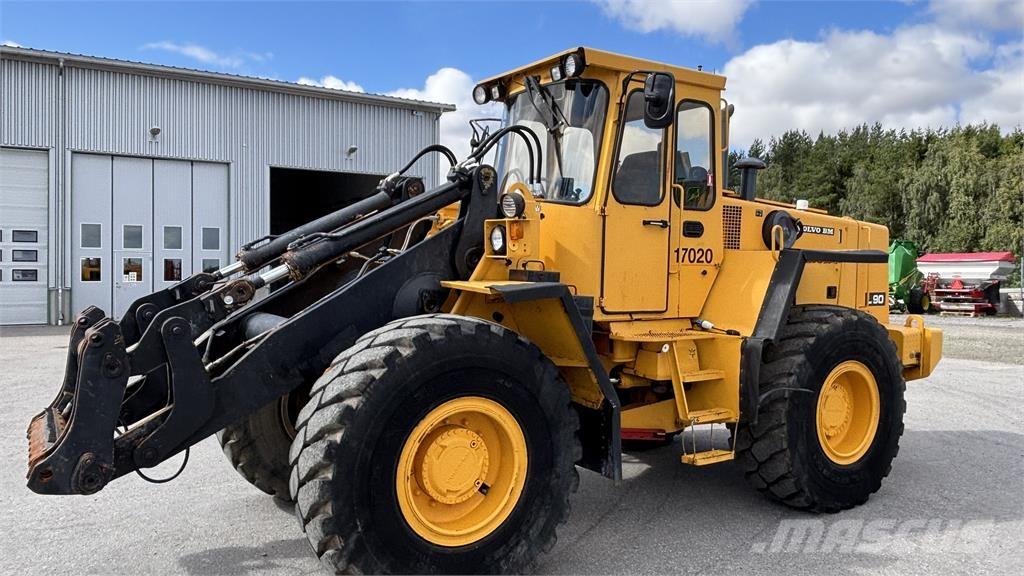 Volvo L90 LASTMASKIN Rataslaadurid