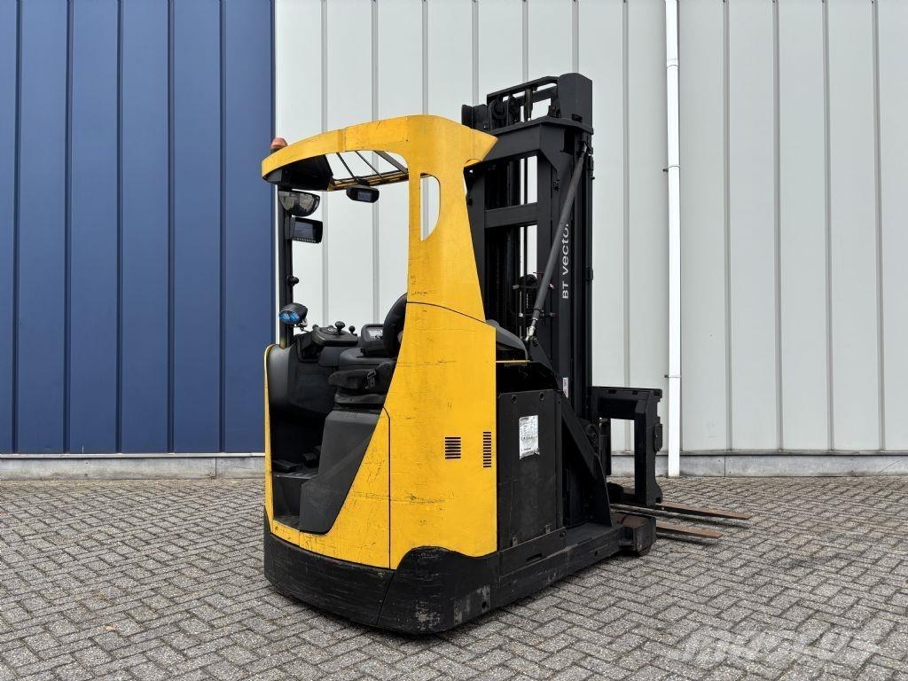 BT VRE150 Lükandmastiga tõstukid