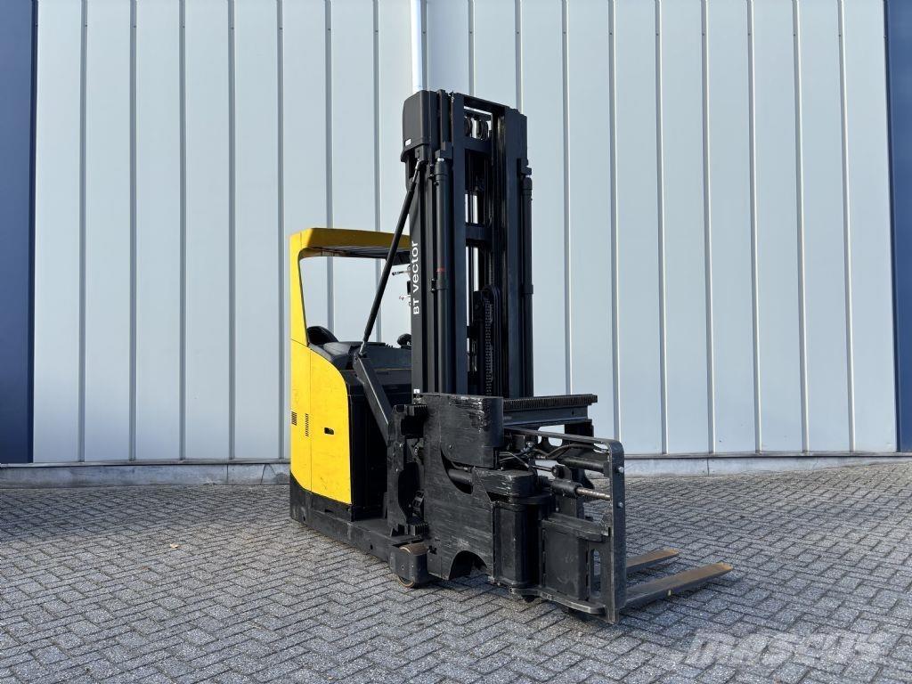 BT VRE150 Lükandmastiga tõstukid