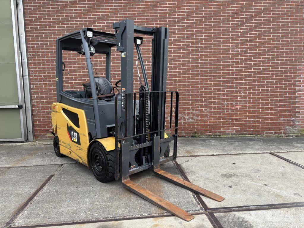 CAT 2EP5000 Elektritõstukid