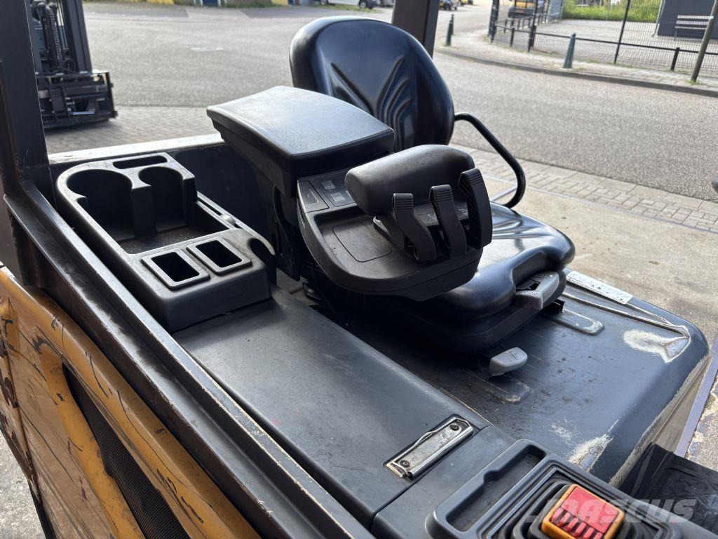CAT 2EPC5000 Elektritõstukid