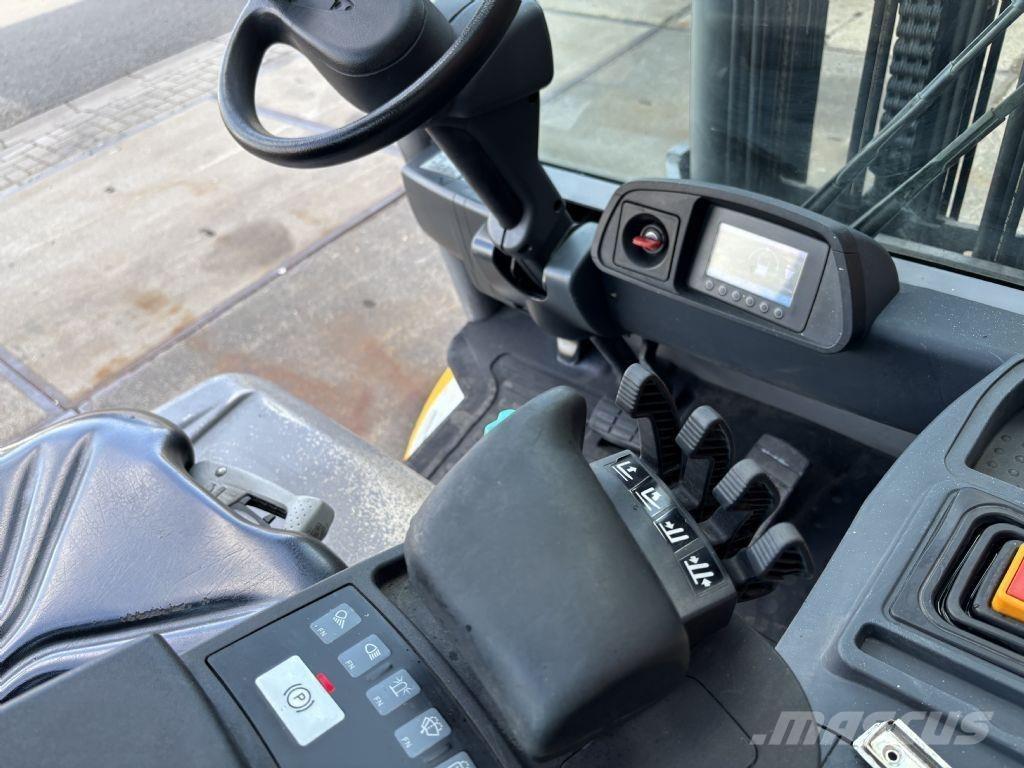 Jungheinrich EFG535K Elektritõstukid