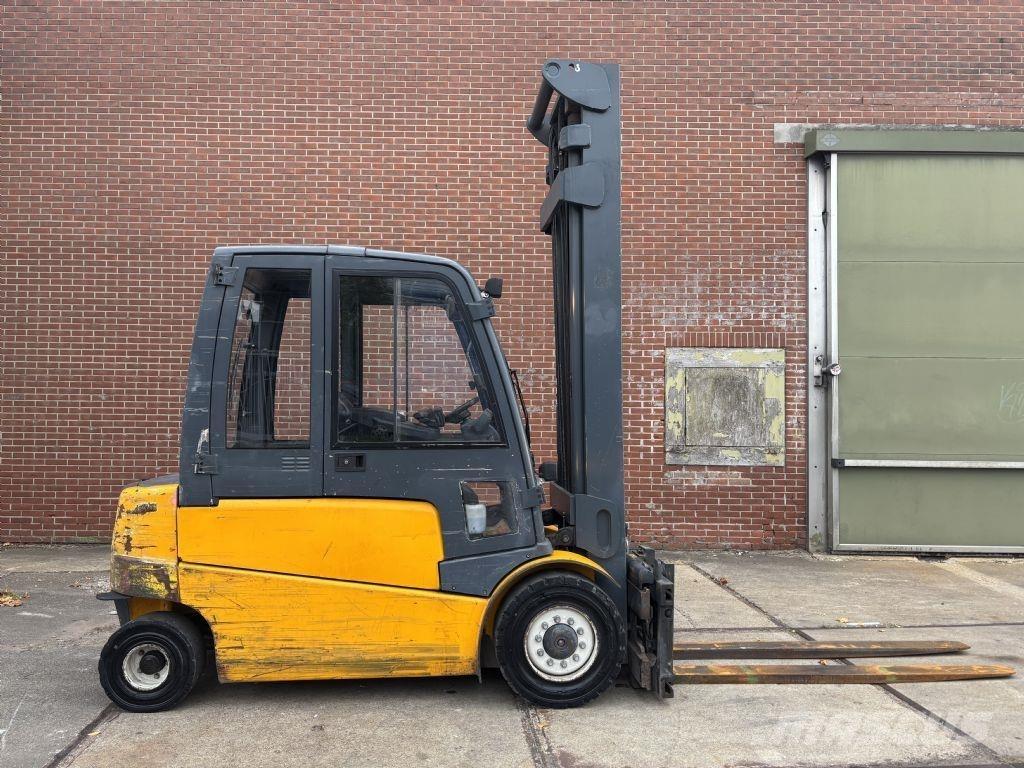 Jungheinrich EFG545 Elektritõstukid