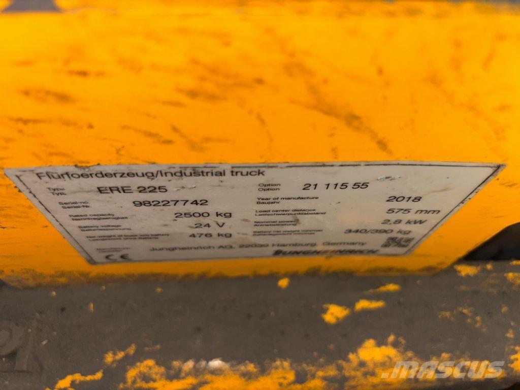 Jungheinrich ERE 225 Platvormiga virnastajad