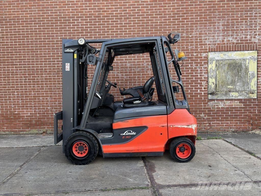 Linde E30-01 Elektritõstukid