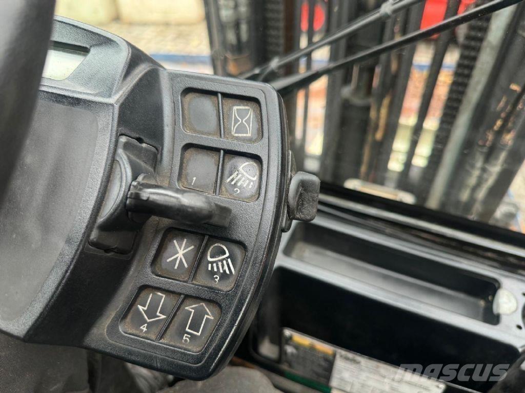 Yale GLP30VX Gaasitõstukid