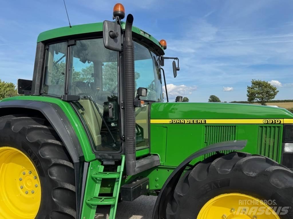 John Deere 6910 Traktorid
