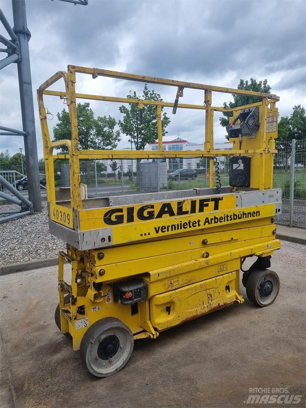JLG 2030 ES Käärtõstukid