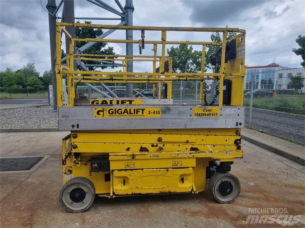JLG 2030 ES Käärtõstukid
