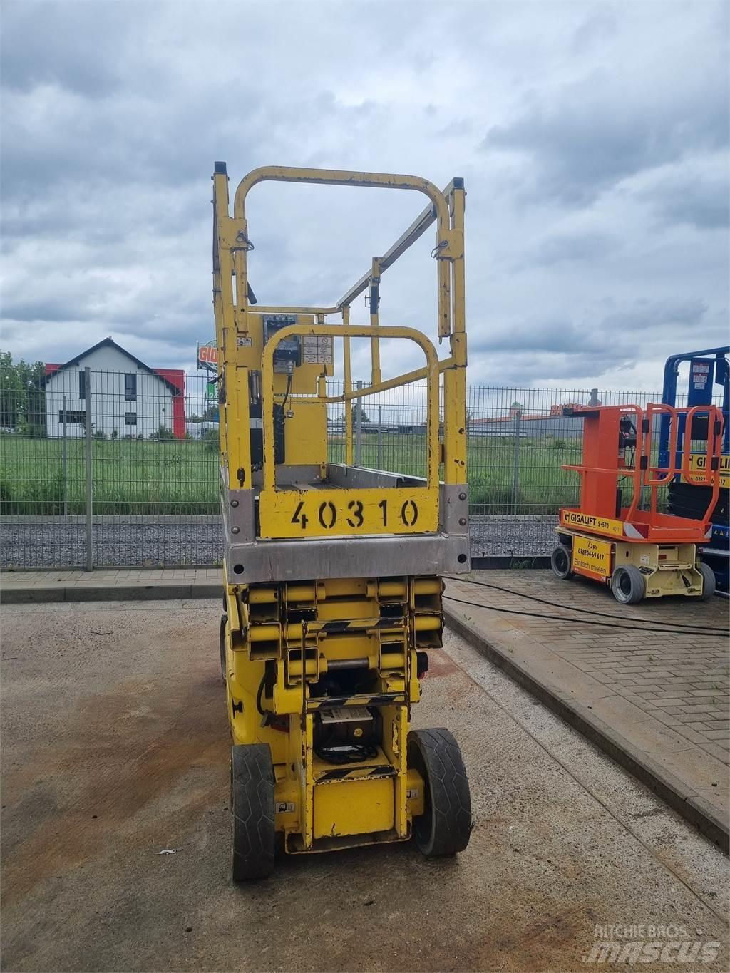 JLG 2030 ES Käärtõstukid